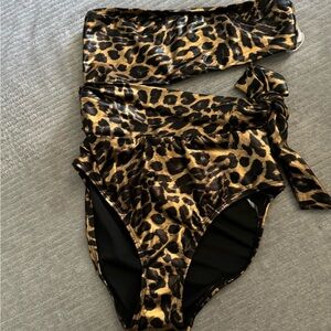 Good American size two one piece swimsuit.